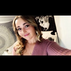 Meet your Posher, Nicole